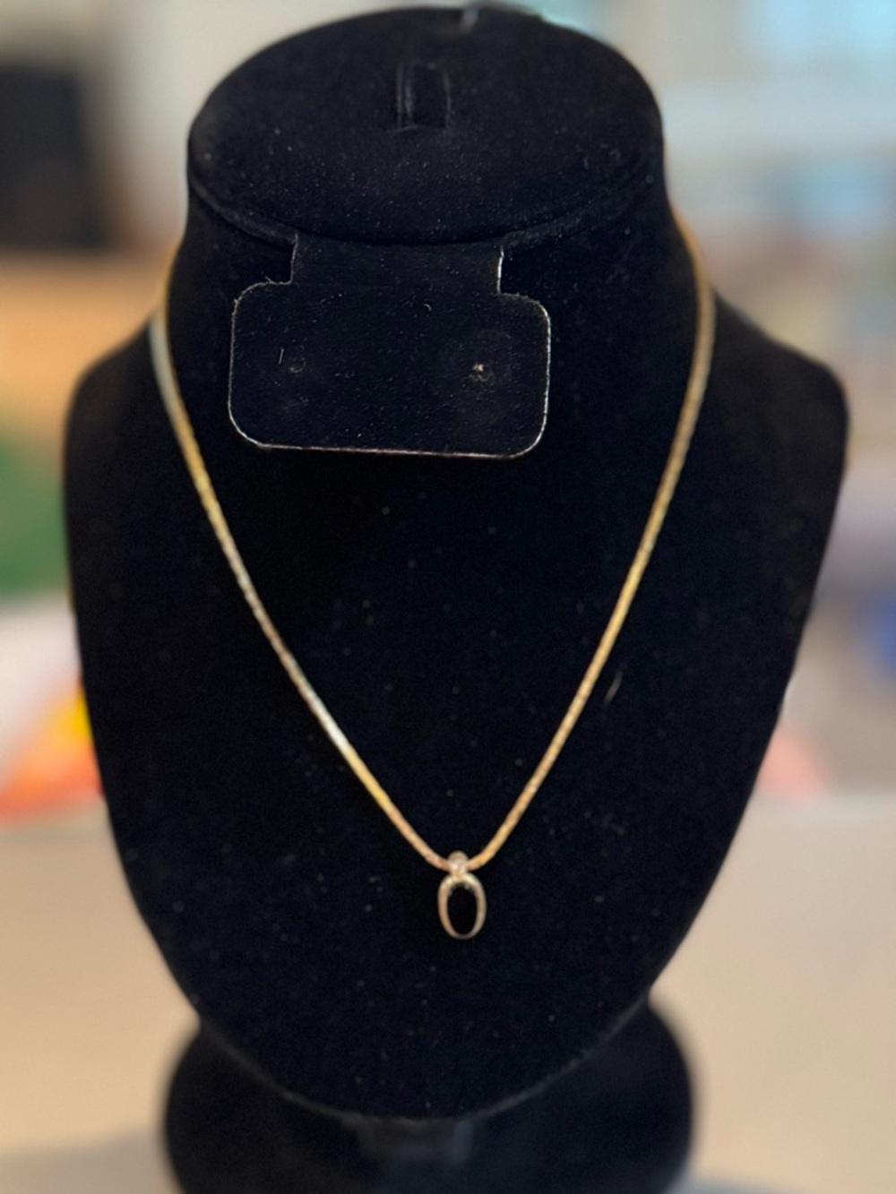 Minimalist 1982 Avon Midnight Touch Necklace, GoldTone, Faux Onyx, 1 Clear Stone